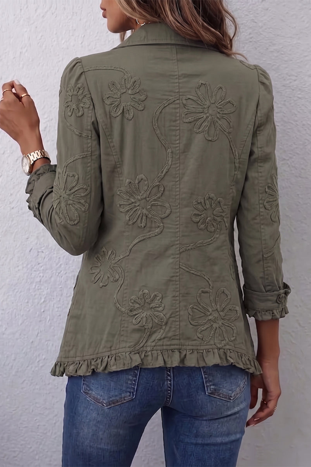 Lucía | Chaqueta Bohemia Bordada con Volantes