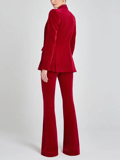 Blazer de Terciopelo Rojo con Solapas de Pico
