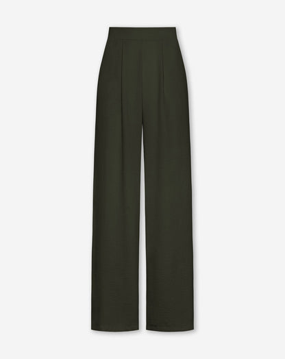 Pantalón Julie de Most Wanted en color oliva oscuro, ropa de moda para mujer, con diseño cómodo y estilo casual.