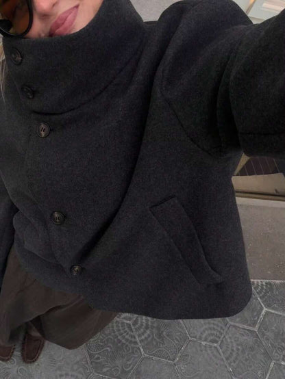 Abrigo de Lana con Cuello Alto
