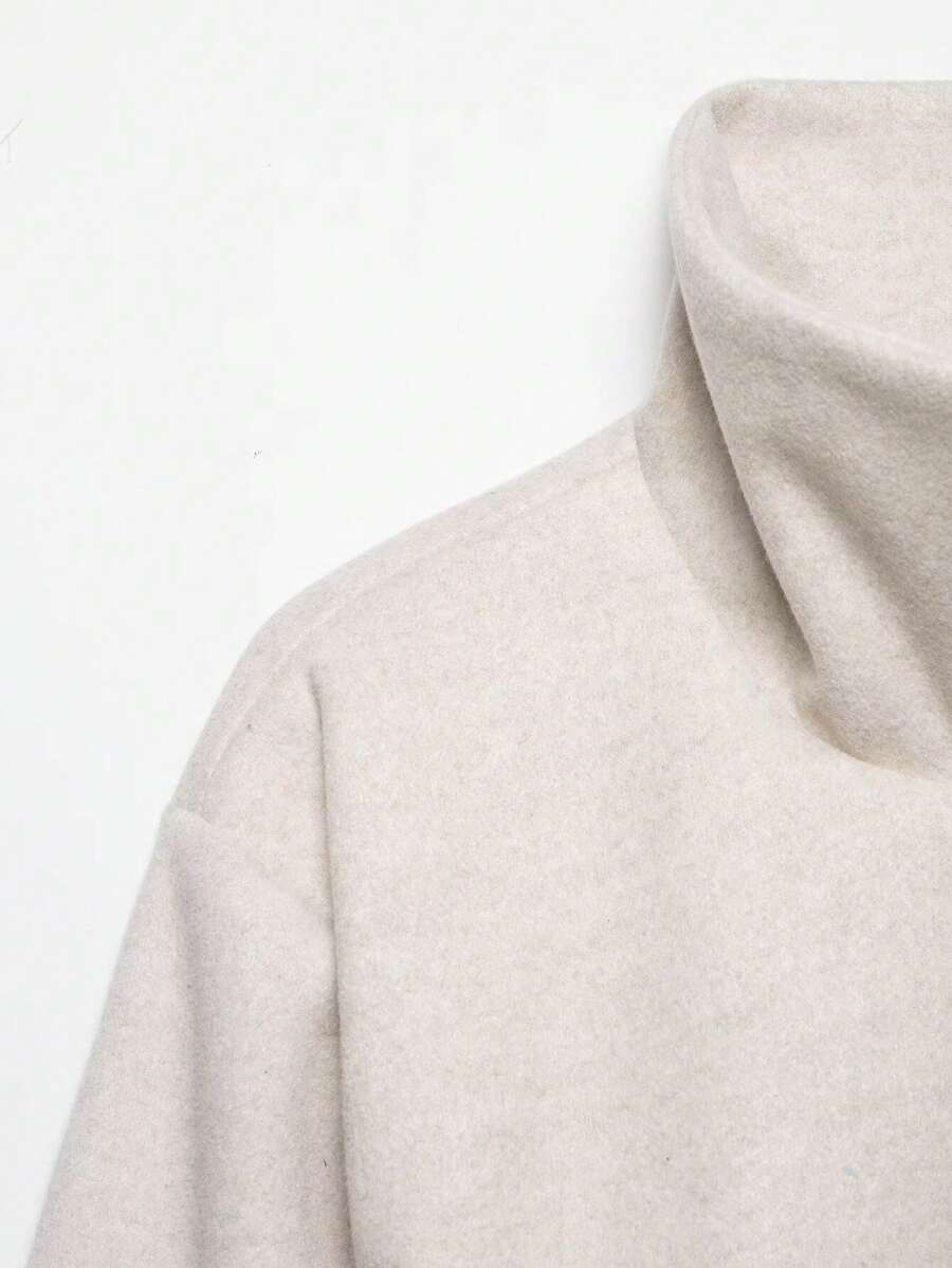 Abrigo de Lana con Cuello Alto