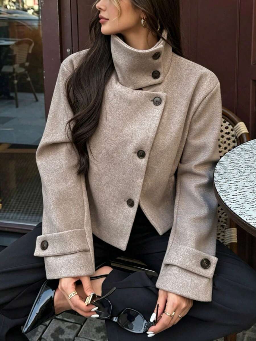 Abrigo de Lana con Cuello Alto