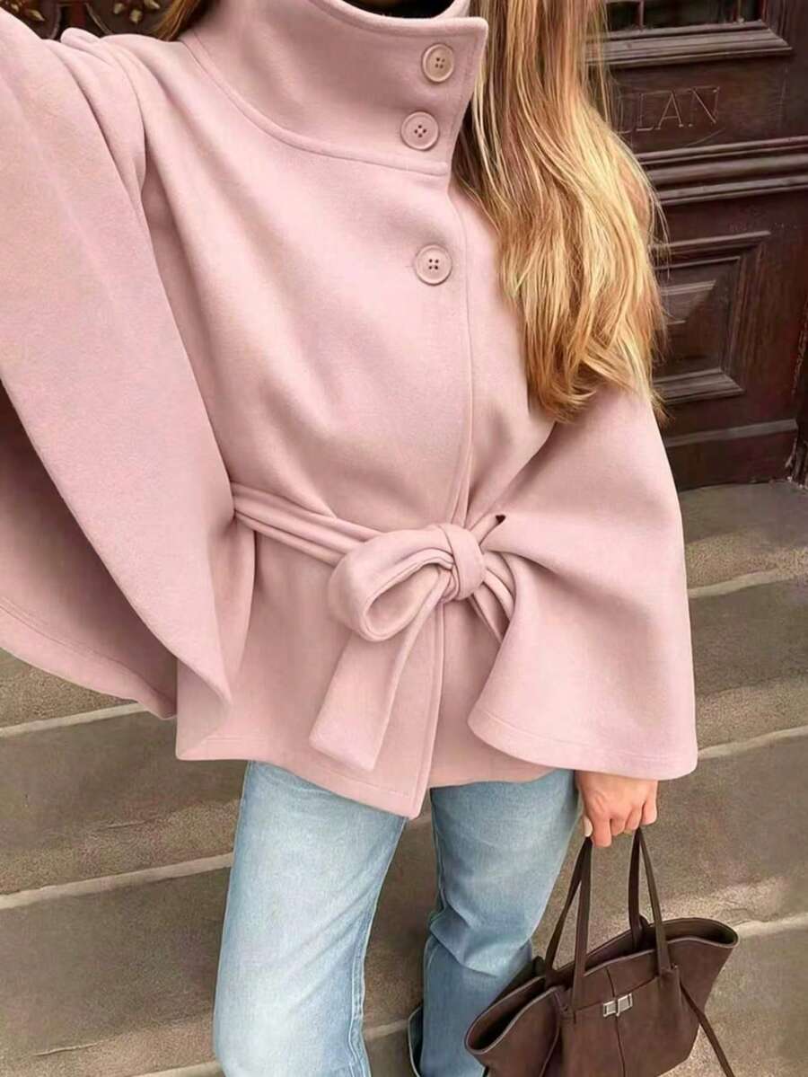 Capa Elegante de Lana con Cinturón