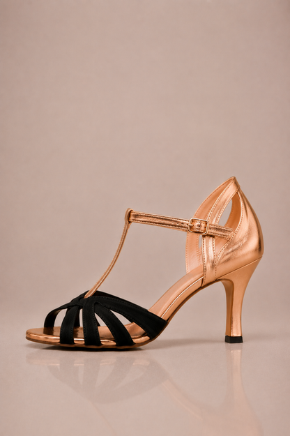 Tacones ortopédicos de la marca Vera Serrat, diseño ergonómico y cómodo para soporte y estilo.