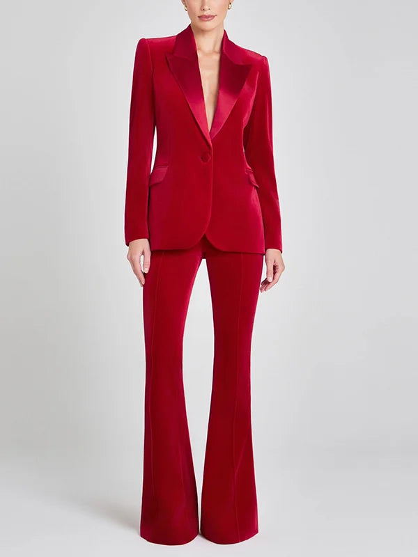 Blazer de Terciopelo Rojo con Solapas de Pico