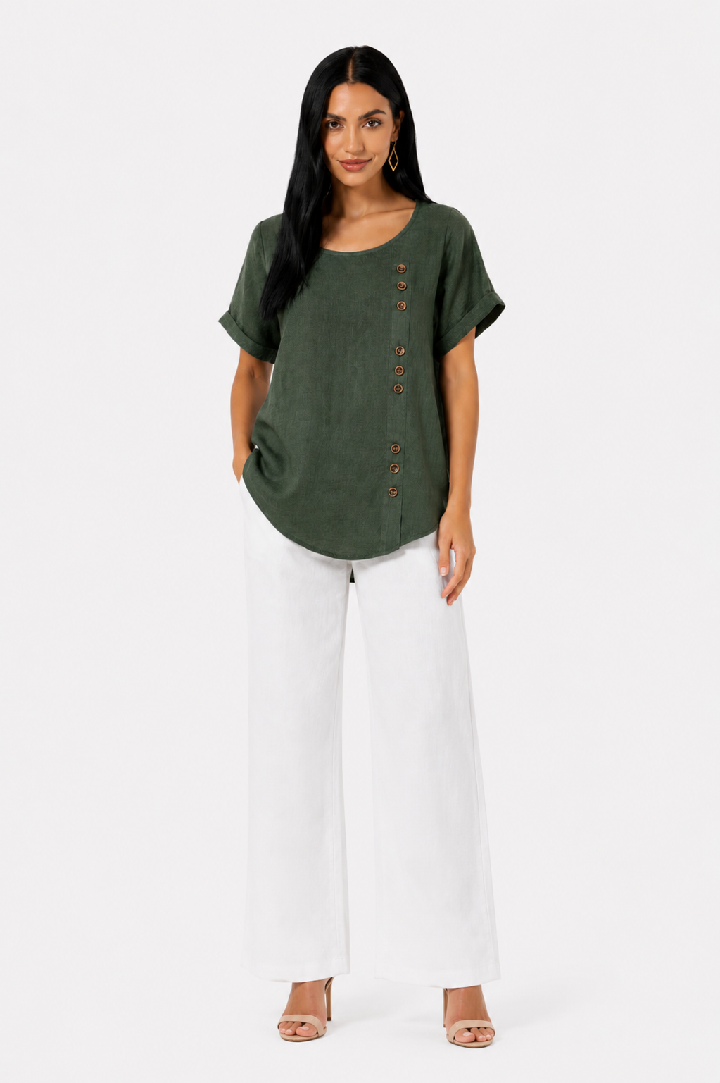 Camisa cómoda y elegante Vera Serrat Estela, de tela suave y diseño moderno, mostrada en color neutro sobre fondo blanco.