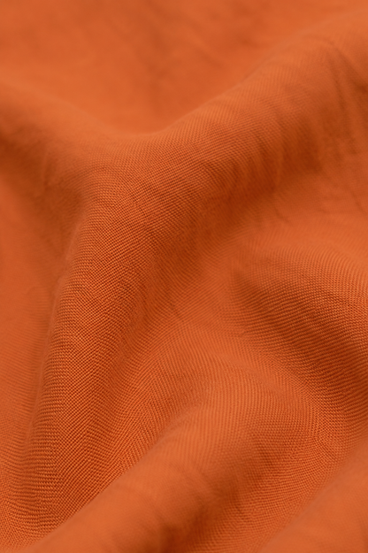 Camisa cómoda y elegante de la marca Vera Serrat, con diseño moderno y detalles sofisticados para un estilo casual.
