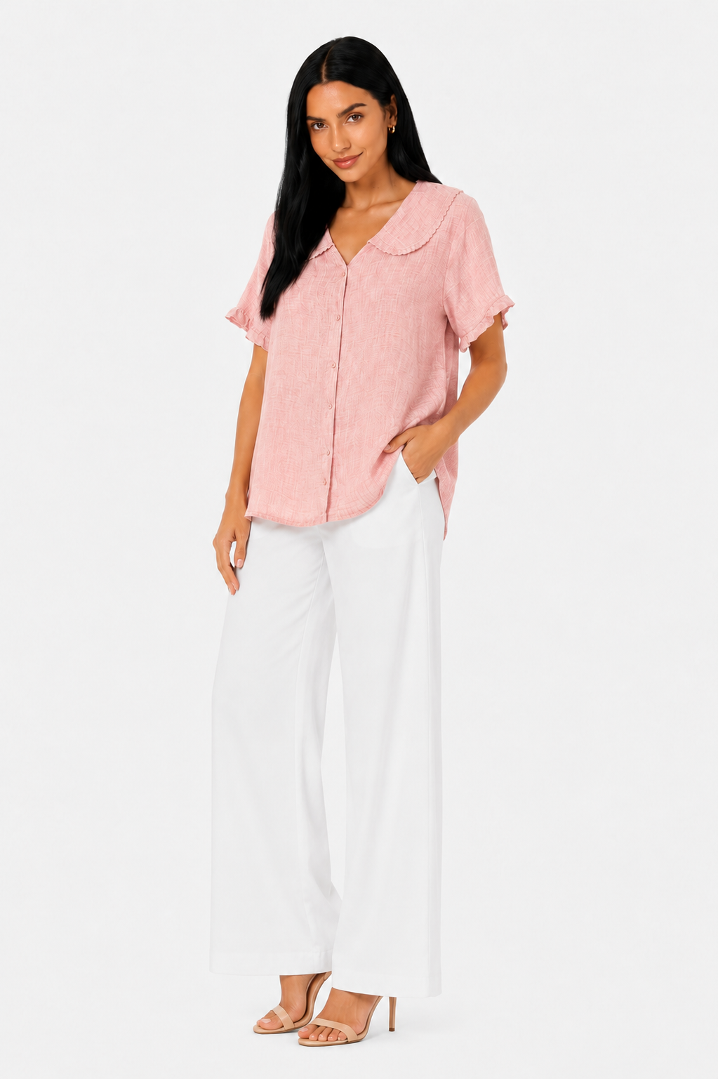 Blusa ligera Adela de estilo romántico de Vera Serrat, con detalles florales y diseño delicado para mujer.