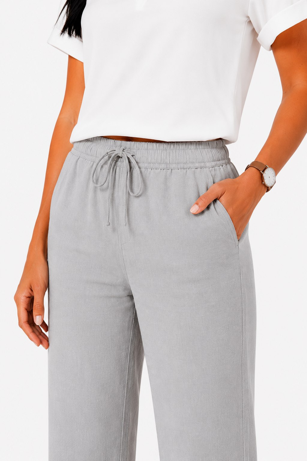 Pantalón fluido con cinturilla elástica de Vera Serrat, muestra tejido suave y diseño cómodo en color neutro.