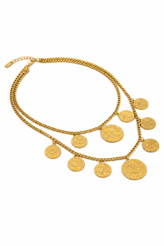 Collar Moneda Doble de accesorios BdB Mode con dos monedas colgantes y cadena metálica en estilo moderno y elegante.
