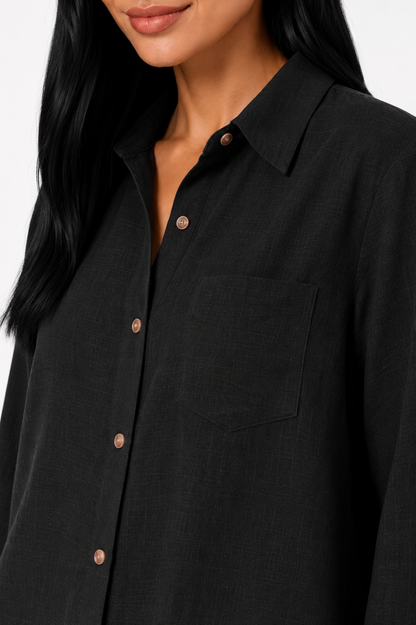 Blusa de lino premium Eva de Vera Serrat, con diseño elegante y tela ligera en color neutro, ideal para outfits casuales y sofisticados.