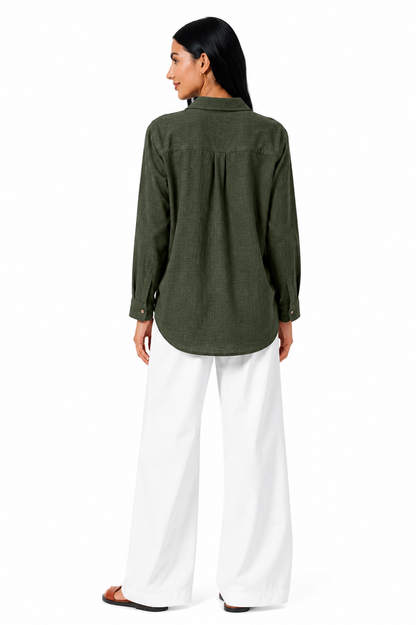 Blusa de lino premium Eva de Vera Serrat, con detalles elegantes y corte cómodo, en color suave y tela fresca.