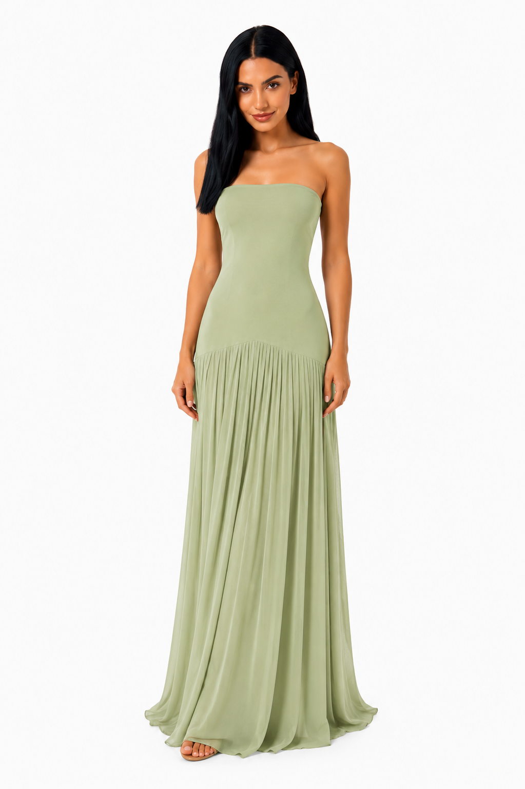 Vestido maxi Almudena™ de EspositoMilano, elegante y sofisticado, con diseño delicado y estilizado para ocasiones especiales.