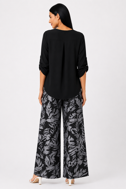 Conjunto Azure de Helena Romero, ropa de moda en tonos azules, con top y pantalones a juego, vista frontal.