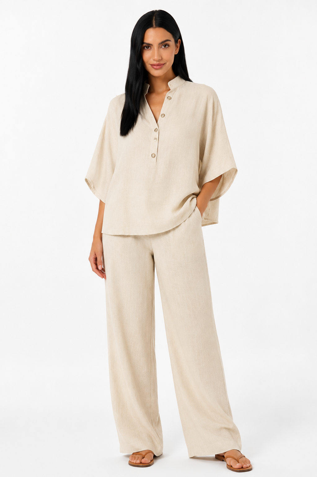 Conjunto de lino fluido Maribel de Vera Serrat con blusa y pantalón ancho en tono neutro, perfecto para un estilo cómodo y elegante.