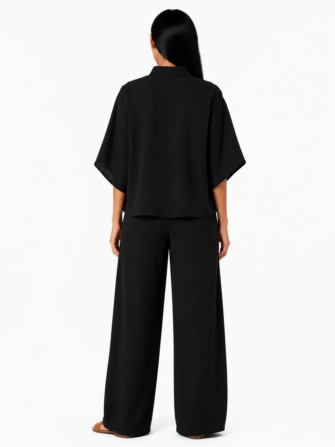 Conjunto de lino fluido Maribel de Vera Serrat, blusa y pantalón ancho en color suave, ideal para looks elegantes y cómodos.