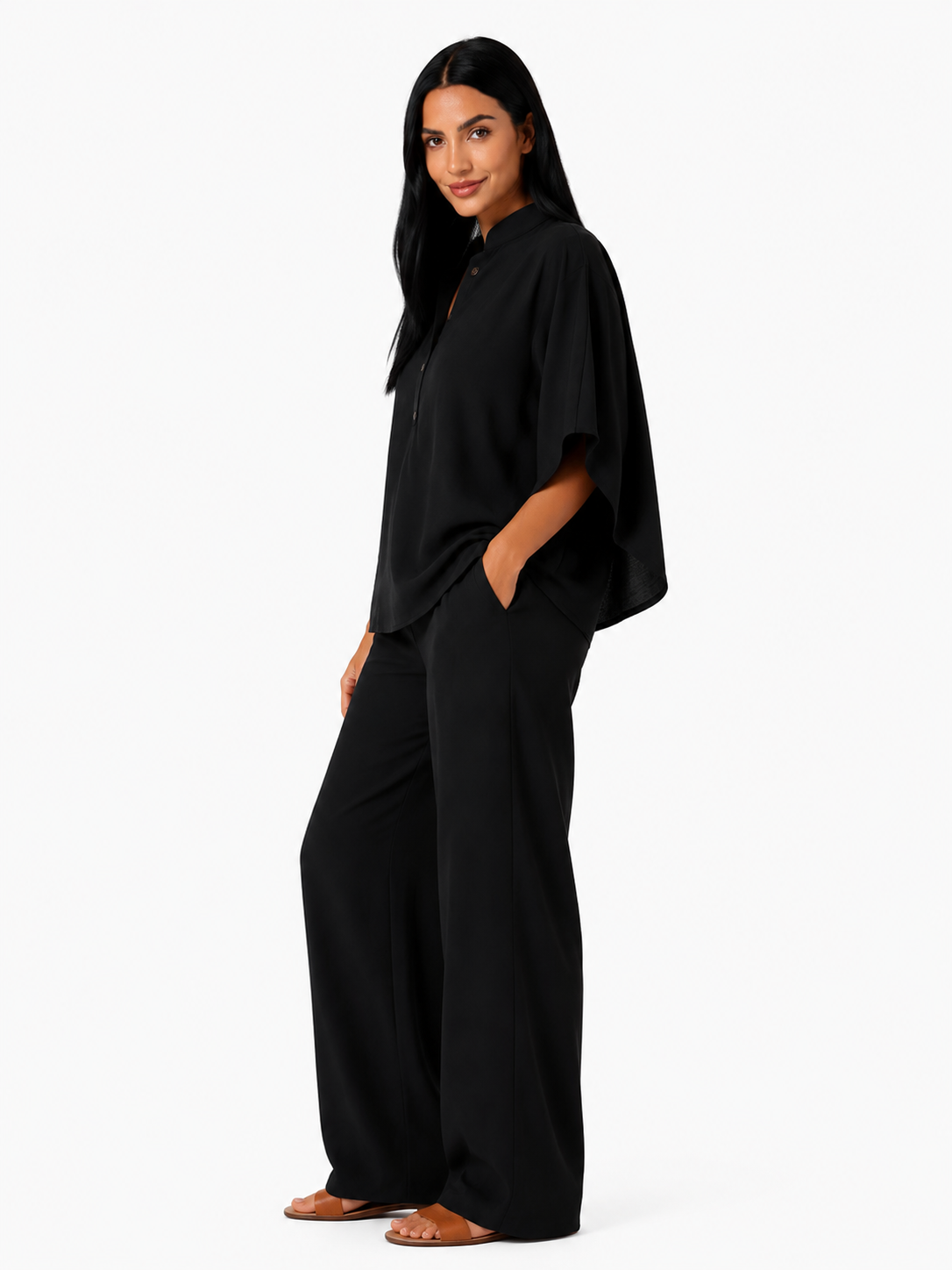 Conjunto de lino fluido Maribel de Vera Serrat con blusa y pantalón ancho en color suave, ideal para un estilo cómodo y elegante.