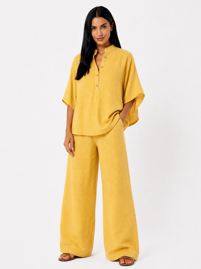 Conjunto de lino fluido Maribel de Vera Serrat con blusa y pantalón ancho en color suave, ideal para un estilo cómodo y elegante.