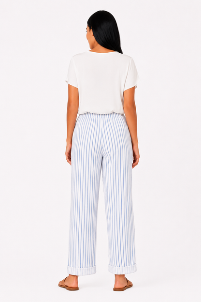 Pantalón confort Talia de Vera Serrat en tela suave y flexible, con diseño moderno y cómodo para uso diario.