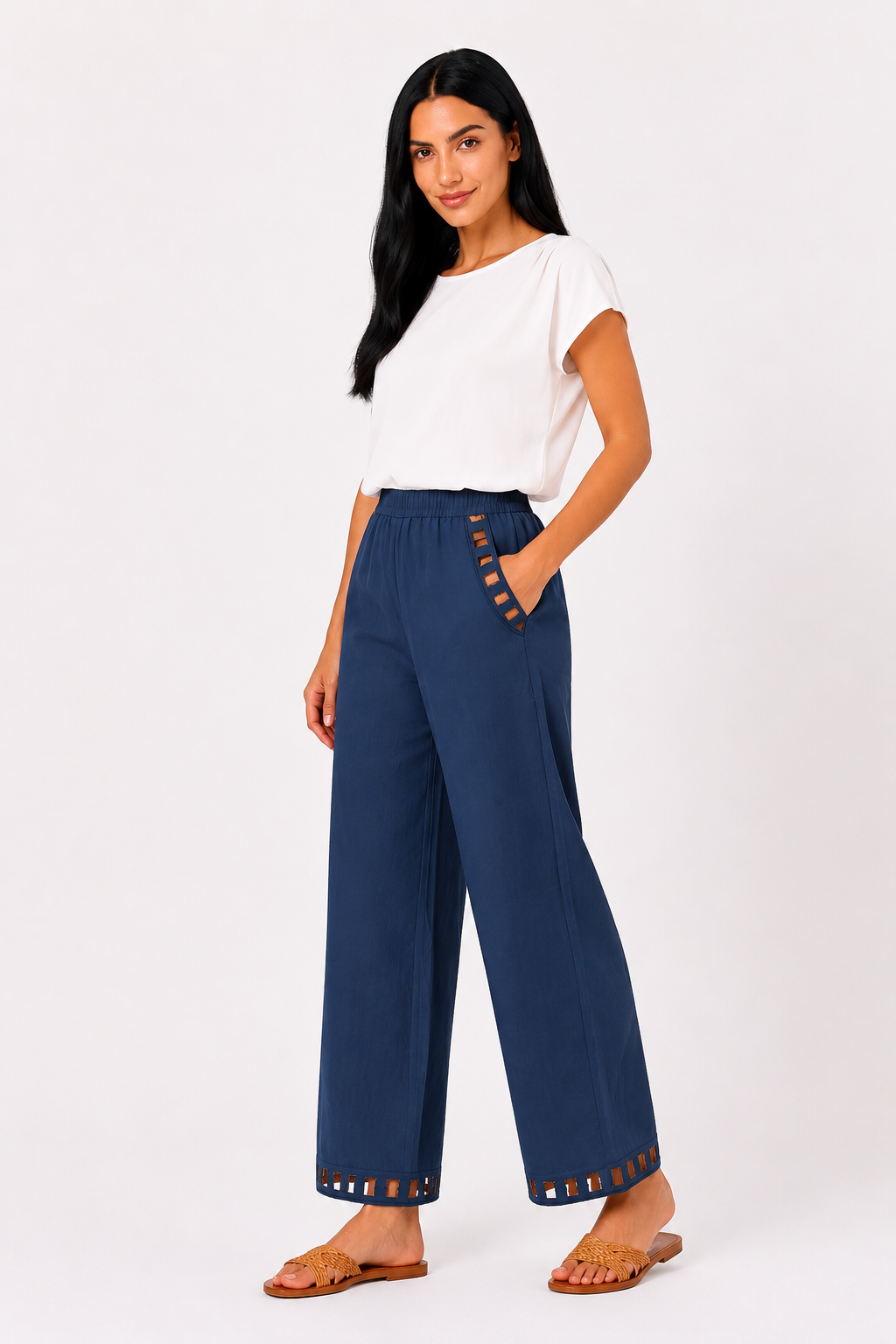 Pantalón de lino chic para mujer de la marca Vera Serrat, en color beige, con diseño elegante y cómodo.