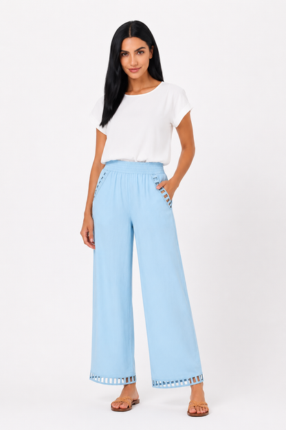 Pantalón de lino chic para mujer de la marca Vera Serrat, con diseño elegante y cómodo, en color beige claro.