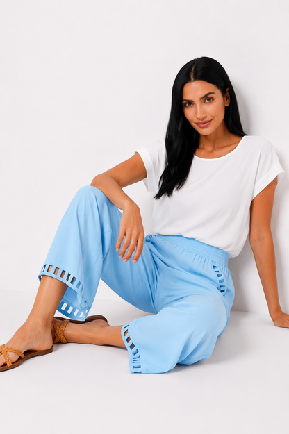 Pantalón de lino chic para mujer de la marca Vera Serrat, con diseño elegante y cómodo, en color neutro.