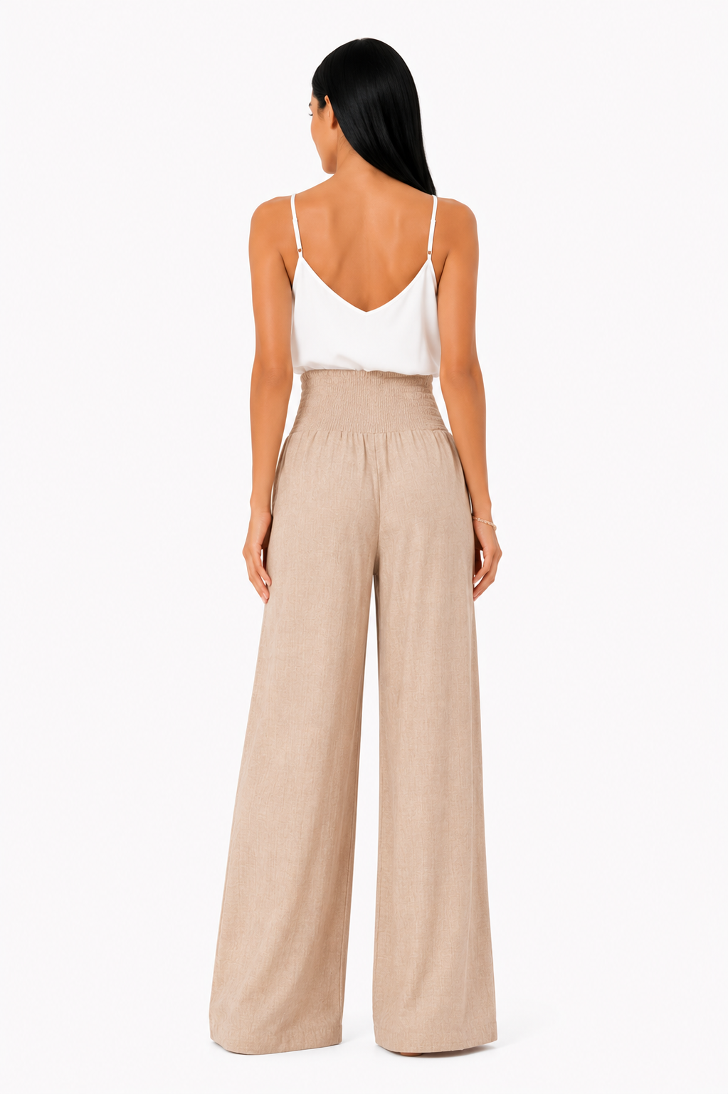 Pantalón de pierna ancha Remi de Vera Serrat, pantalones Trousers con estilo relajado y cómodo, vista frontal en color neutro
