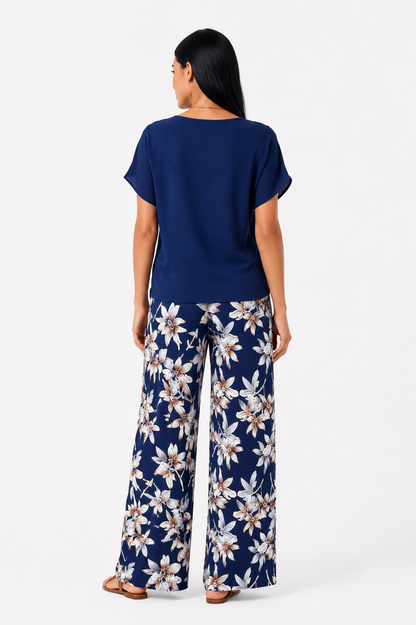 Conjunto floral de dos piezas Vera Serrat, blusa y pantalón de pierna ancha, estilo elegante y cómodo para mujer.