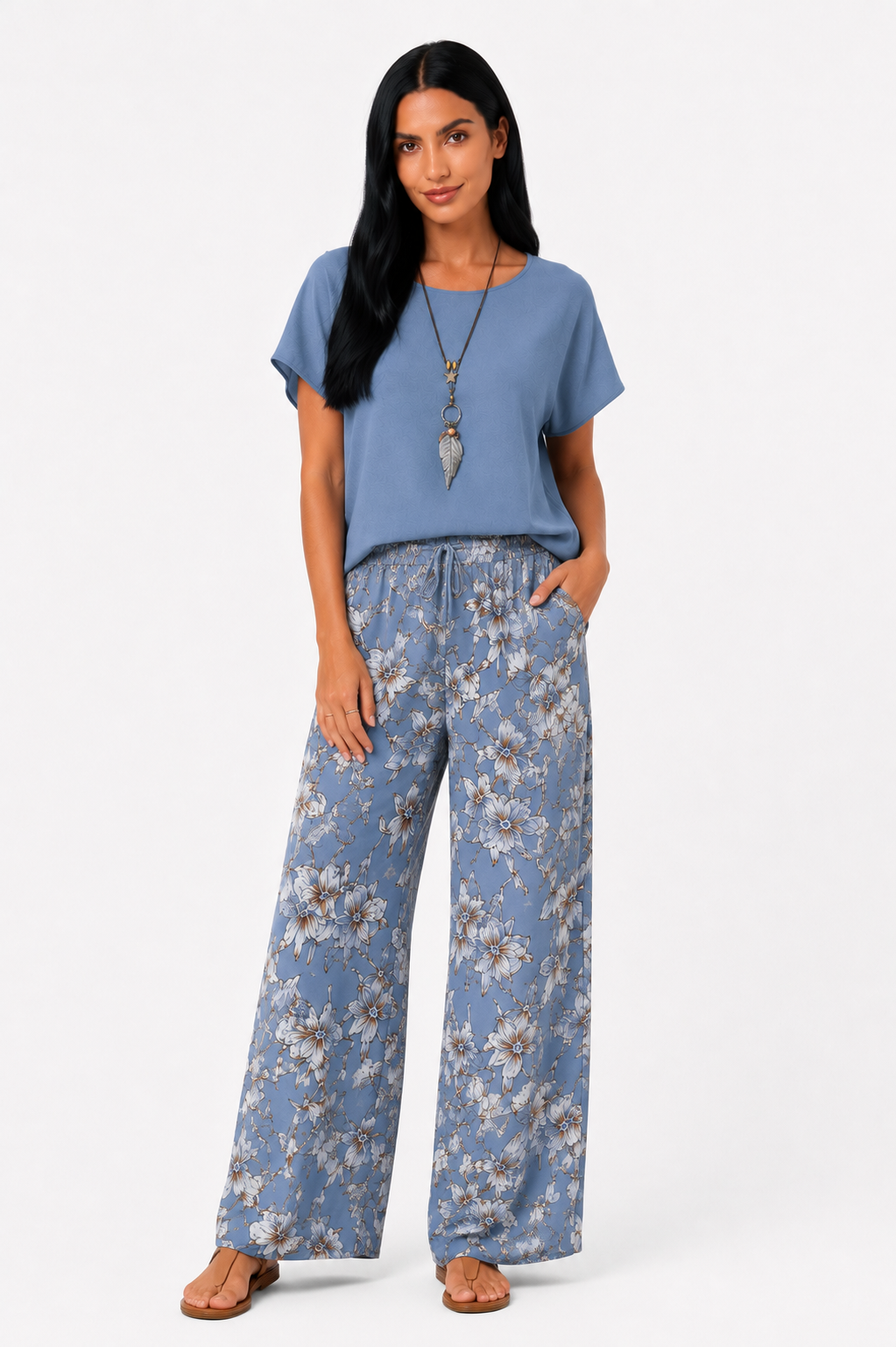 Conjunto floral de dos piezas Vera Serrat, blusa y pantalón de pierna ancha, estilo elegante y cómodo para mujer.