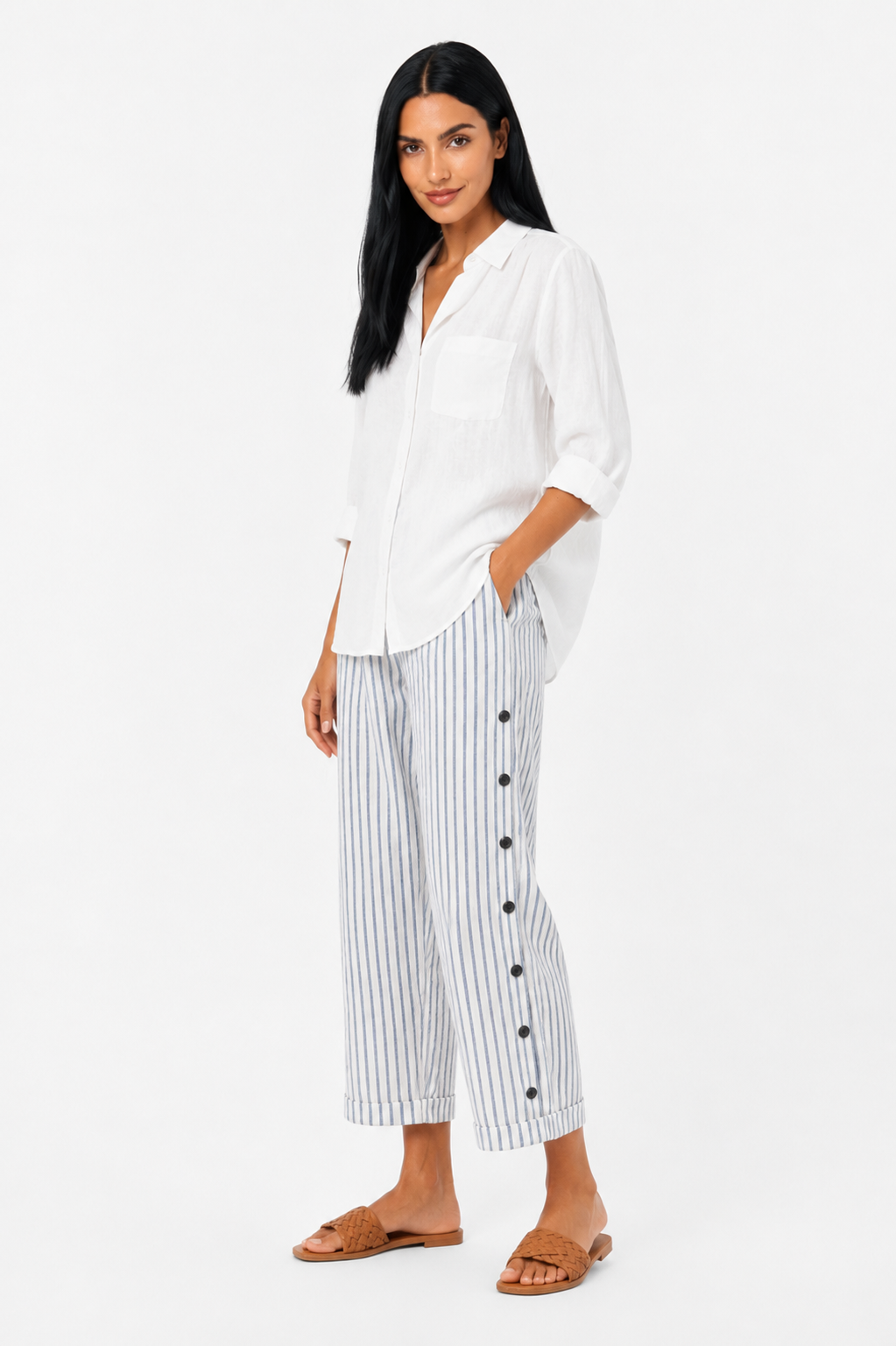 Pantalón cómodo Talia de Vera Serrat, pantalones de tela suave y con estilo para uso diario, en color neutro.