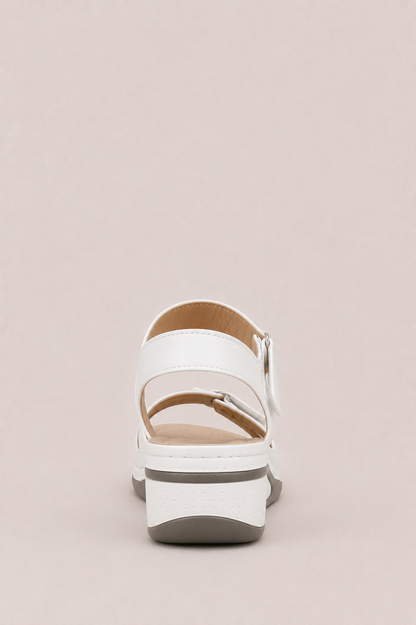 Sandalias ergonómicas de confort Vera Serrat con suela acolchada y diseño cómodo para uso diario.
