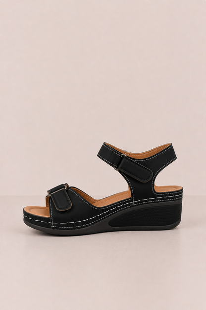 Sandalias ergonómicas de confort Vera Serrat con suela acolchada y diseño ajustable, ideales para uso diario y máximo confort.