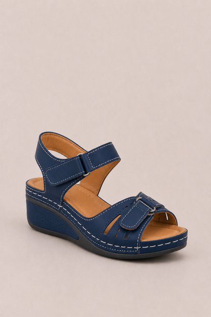 Sandalias ergonómicas de confort de Vera Serrat, con diseño cómodo y soporte para los pies, en color neutro.