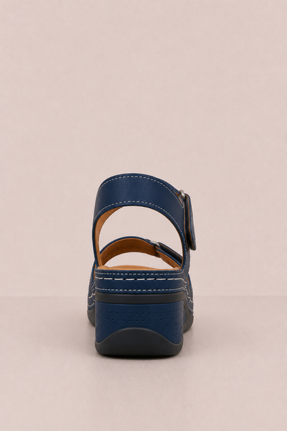 Sandalias ergonómicas de confort Vera Serrat, con plantilla acolchada y diseño cómodo para uso diario.