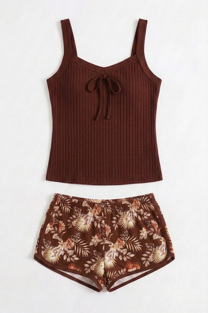 Tankini elegante de corte fluido de Vera Serrat, con diseño sofisticado y estilo cómodo para playa o piscina.