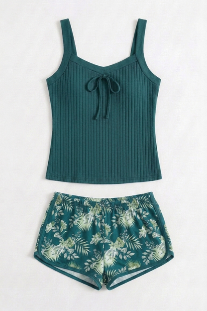 Tankini elegante de corte fluido de Vera Serrat con diseño colorido y estilo sofisticado para bañarse con comodidad.