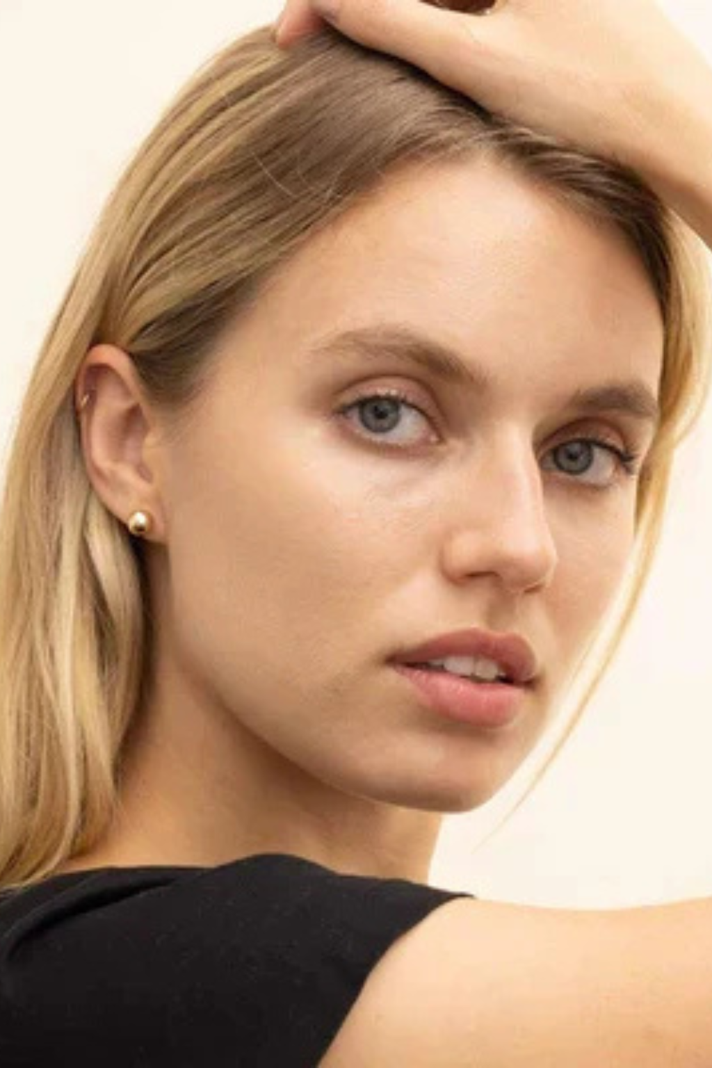 Carmen | Pendientes Redondos Elegantes