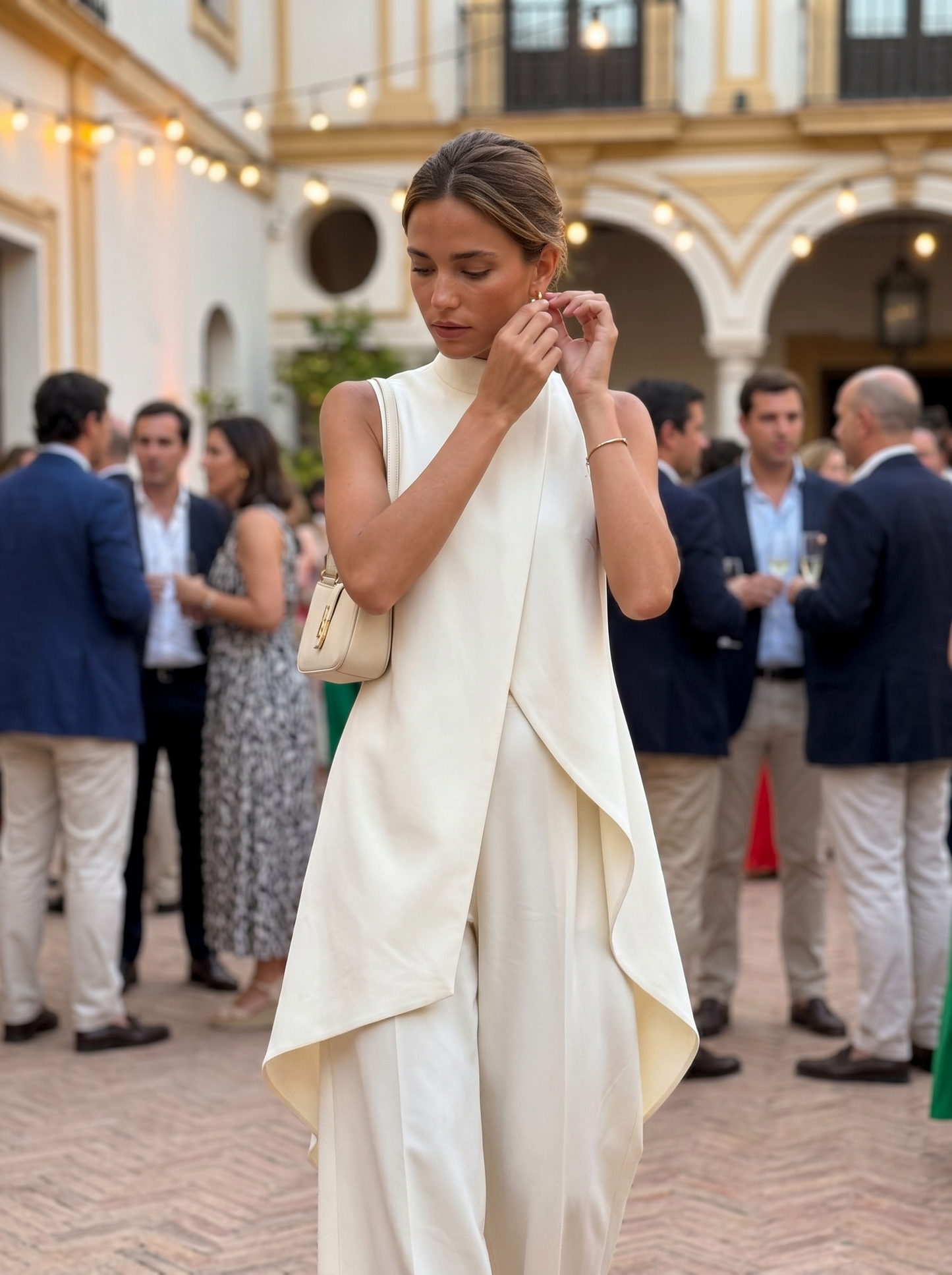 Conjunto Elegante Asimétrico de Dos Piezas