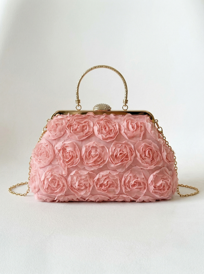 Bolso de mano elegante Flora de NOA FERRER, con diseño sofisticado y detalles modernos en imagen.