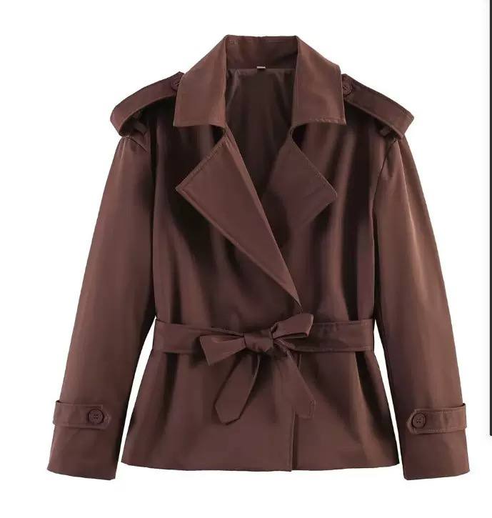 Trench Cruzado Elegante con Cinturón