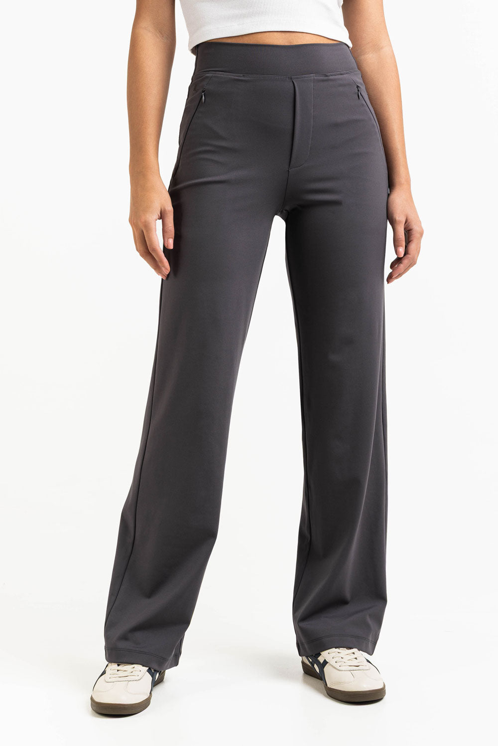 Pantalón elástico de tiro medio MADLADY en color negro, con cintura ajustable y diseño cómodo para mujer.