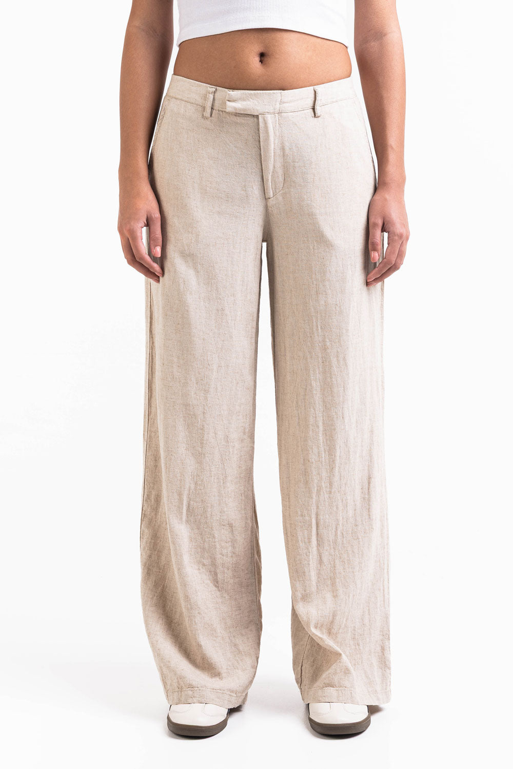 Pantalón ancho de lino MADLADY, pantalones de tela ligera y cómoda, color beige, vista frontal en la imagen.