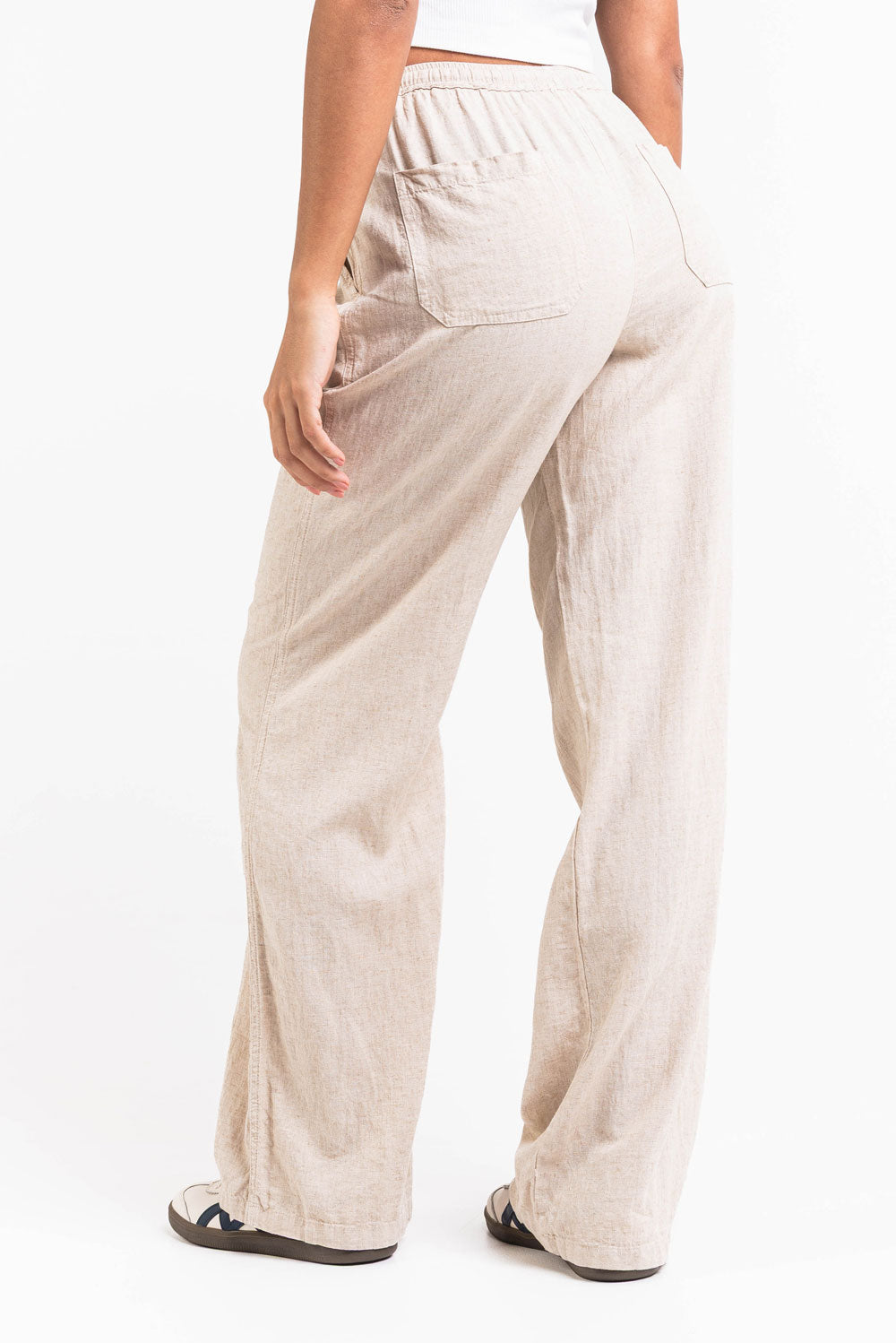 Pantalón de lino recto de tiro alto en color neutro, de la marca MADLADY, con diseño elegante y cómodo para mujer.