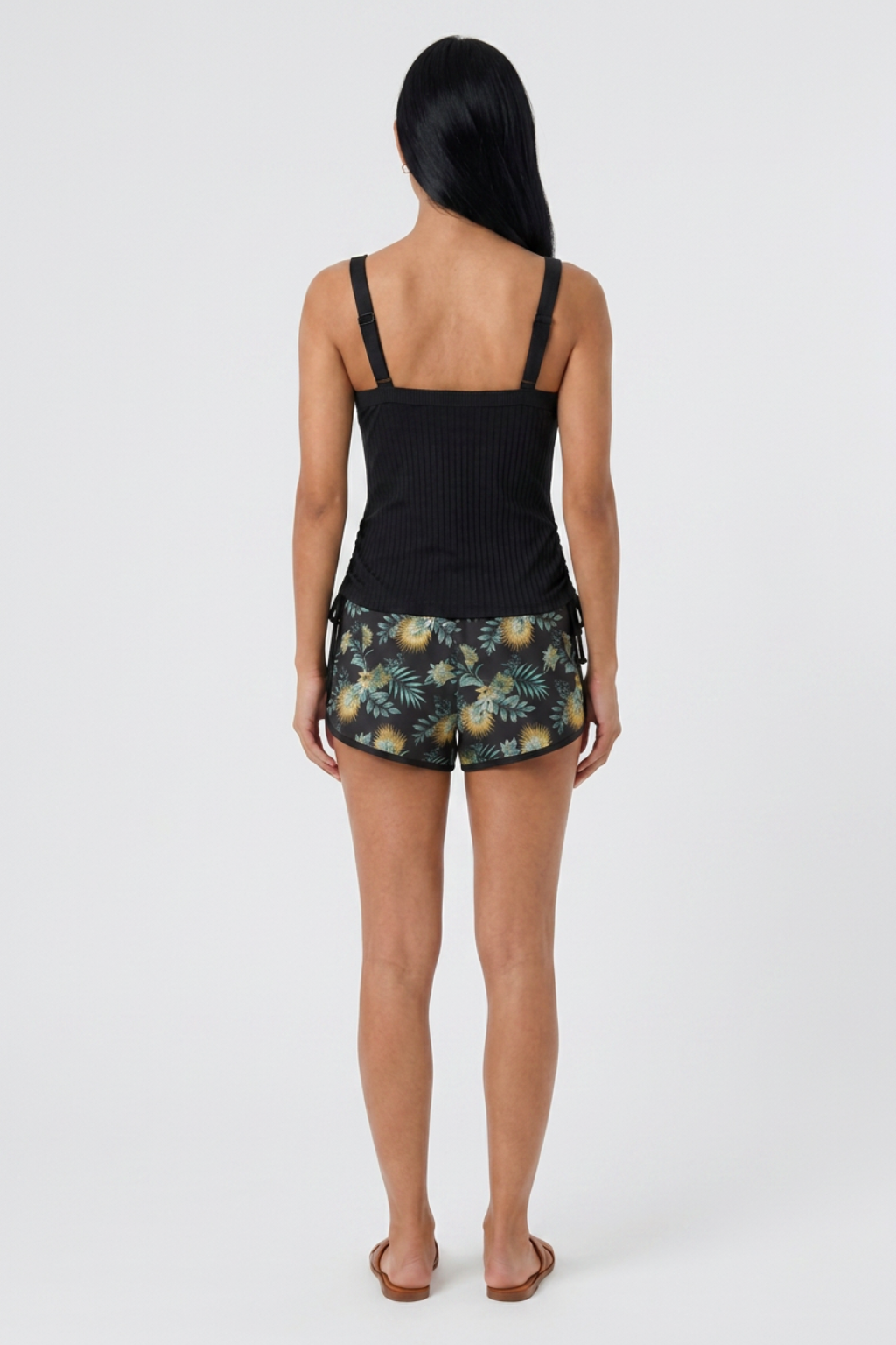 Tankini Elegante de Corte Fluido