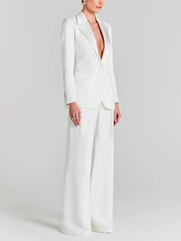 Blazer Blanco con Cuello Plisado