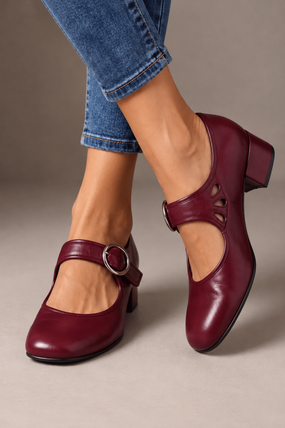 Verónica | Zapatos de Cuero con Tacón Bajo y Hebilla Ajustable - Vera Serrat